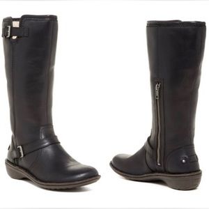 UGG Tupelo Tall Leather Boots in Black Size 5